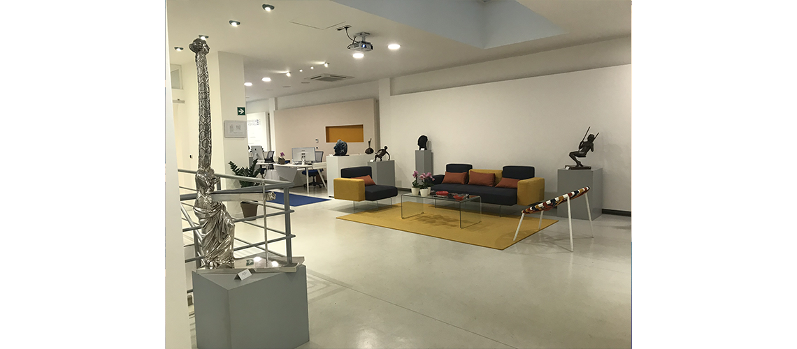 progettazione personalizzata di interni, interior design per uno studio di avvocati a Bologna